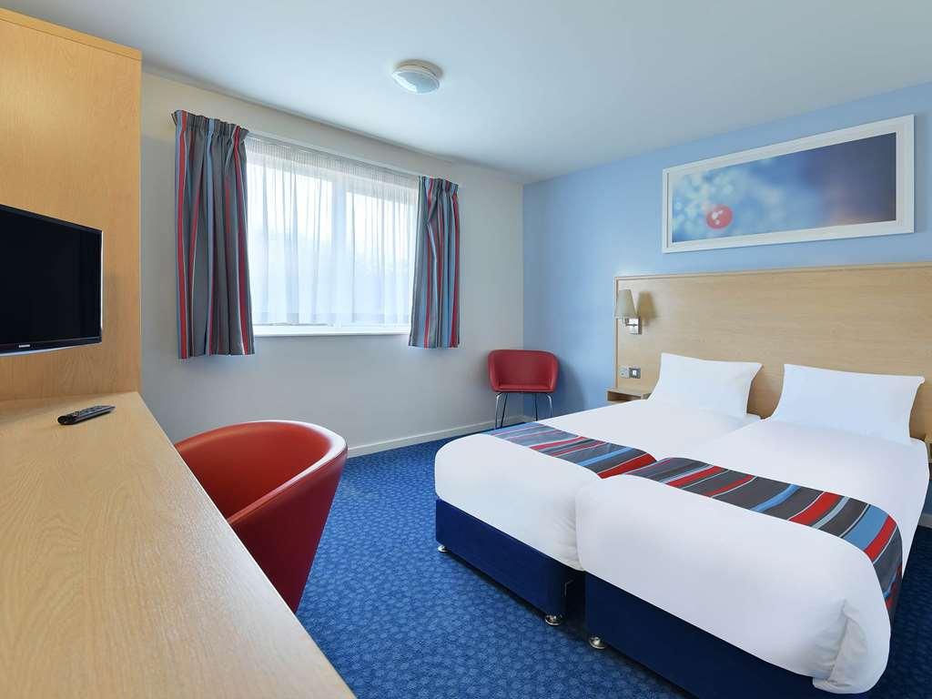 Travelodge Oxford Wheatley Camera foto